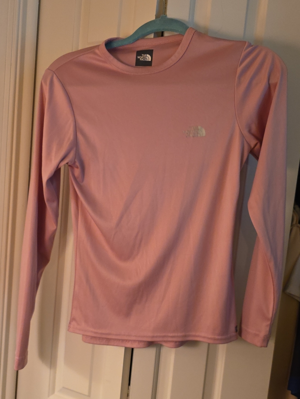 The North Face Womens Light Pink Long-Sleeve Performance Tee XS
